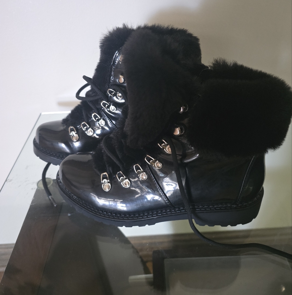 Black Fur-Lined Lace-Up Boots